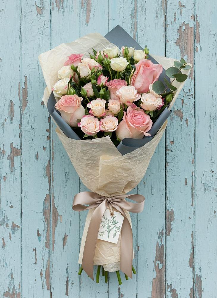 Букет цветов из: Розы в Промышленной