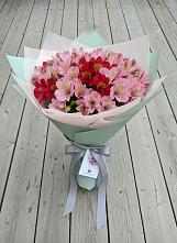 Букет цветов из:  Альстромерии в Промышленной