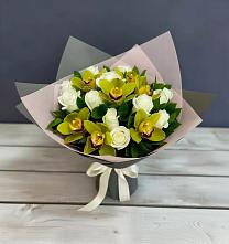 Букет цветов из:  Орхидеи и Розы в Промышленной