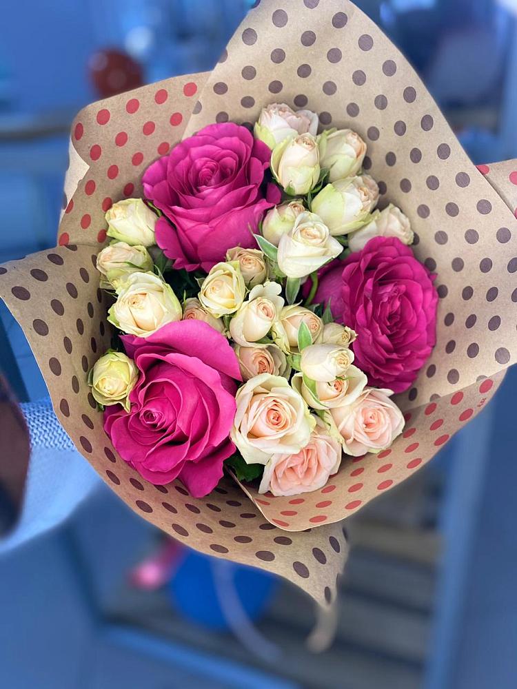 Букет цветов из: Розы в Промышленной