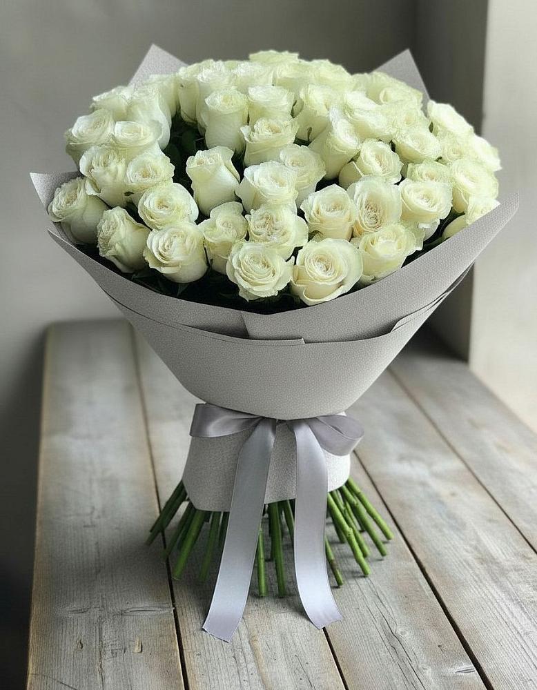 Букет 35 Белых роз в Промышленной