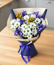 Букет цветов из:  Розы, Ирисы и Хризантемы #REPLACE_PRED# Промышленной