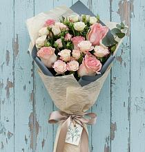 Букет цветов из:  Розы в Промышленной